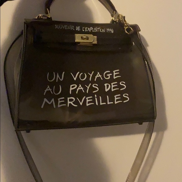 Change my wardrobe - Picture 2 of 2